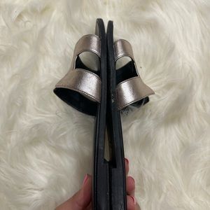 Hermes Oran sandal gold